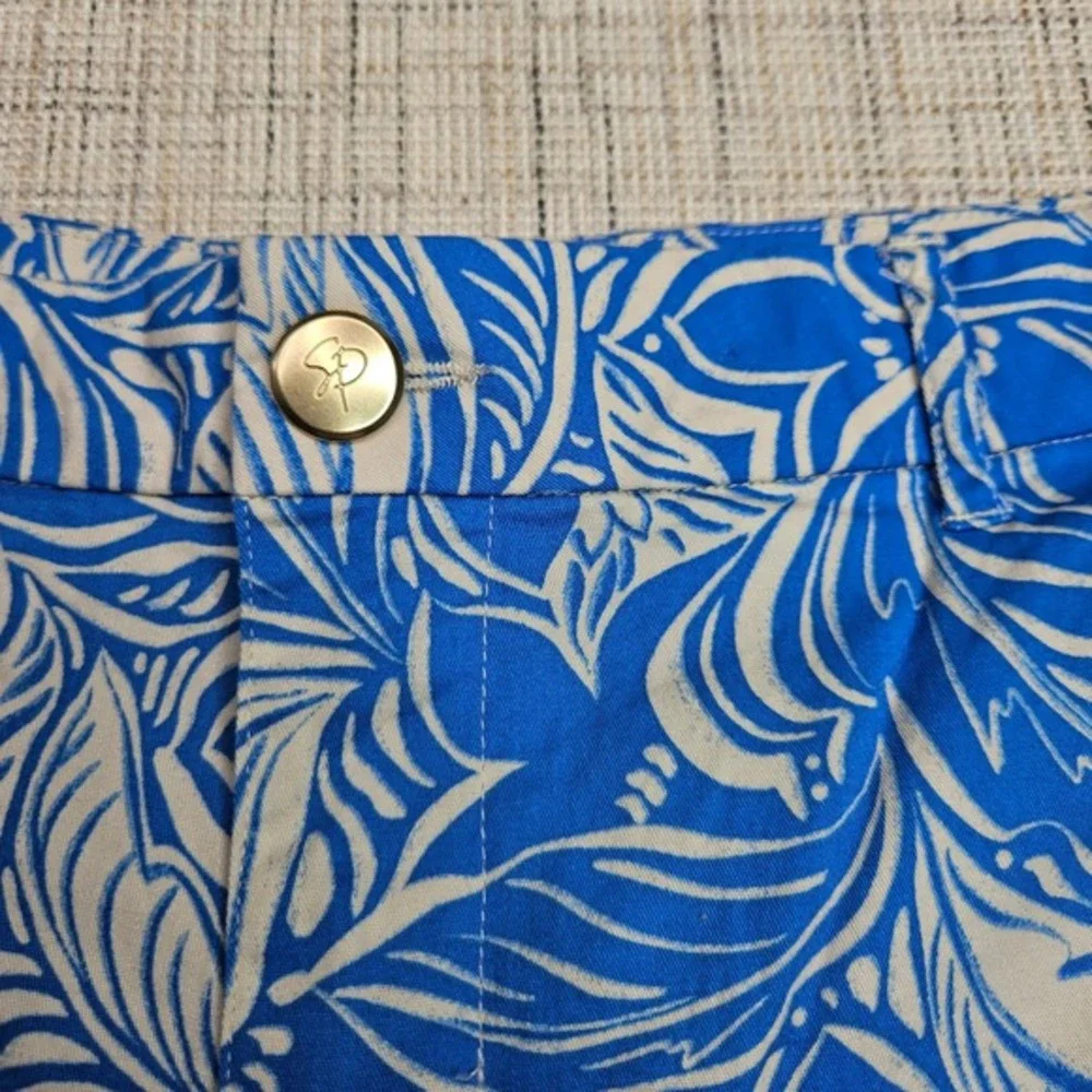 Stella Parker Collection‎ Floral Print Shorts Blue & White Size 8